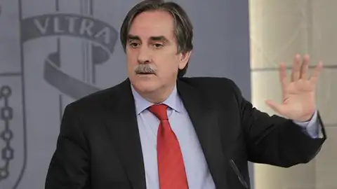 Valeriano Gómez en rueda de prensa tras el consejo de minstros Valeriano Gómez en rueda de prensa tras el consejo de minstros