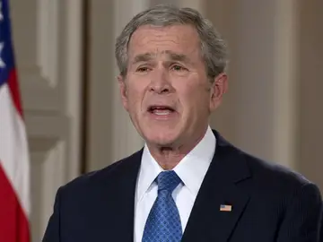 Bush en una imagen de archivo Bush en una imagen de archivo