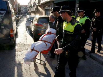 Una mujer es degollada en Vallecas Una mujer es degollada en Vallecas