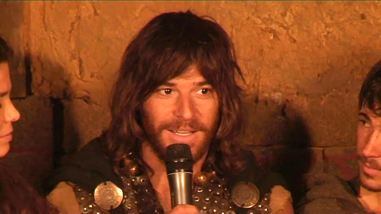 Alfonso Bassave es Darío en Hispania