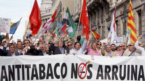 manifestaci&oacute;n de hosteleros contra la Ley Antitabaco