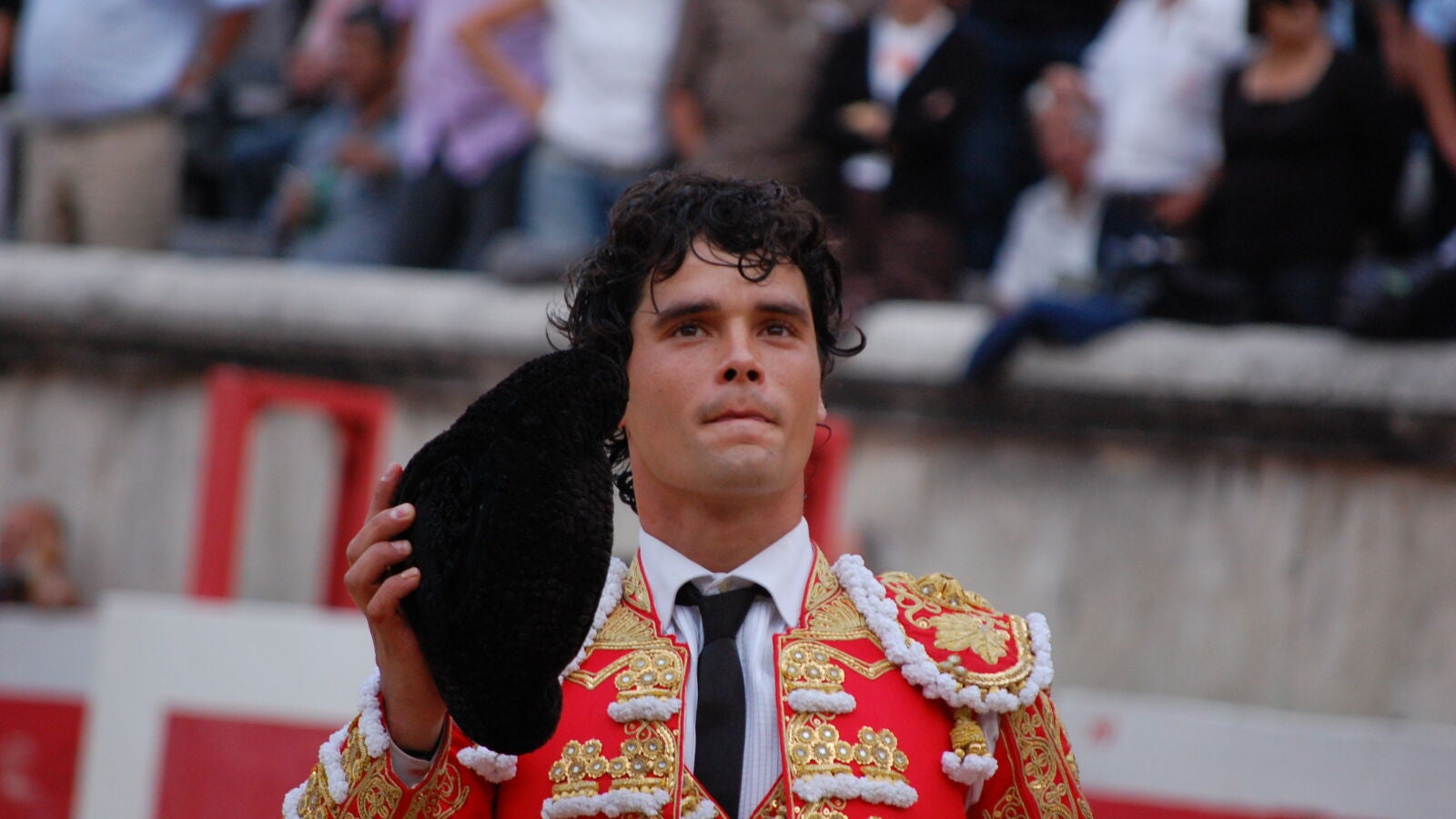Los vecinos de un pueblo de Salamanca financian el festival taurino de su localidad