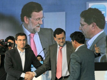 Rajoy acompañado de Núñez Feijó