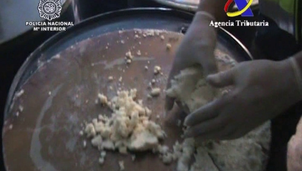 Incautados 50 kilos de cocaína ocultos en bidones de aceite de ricino