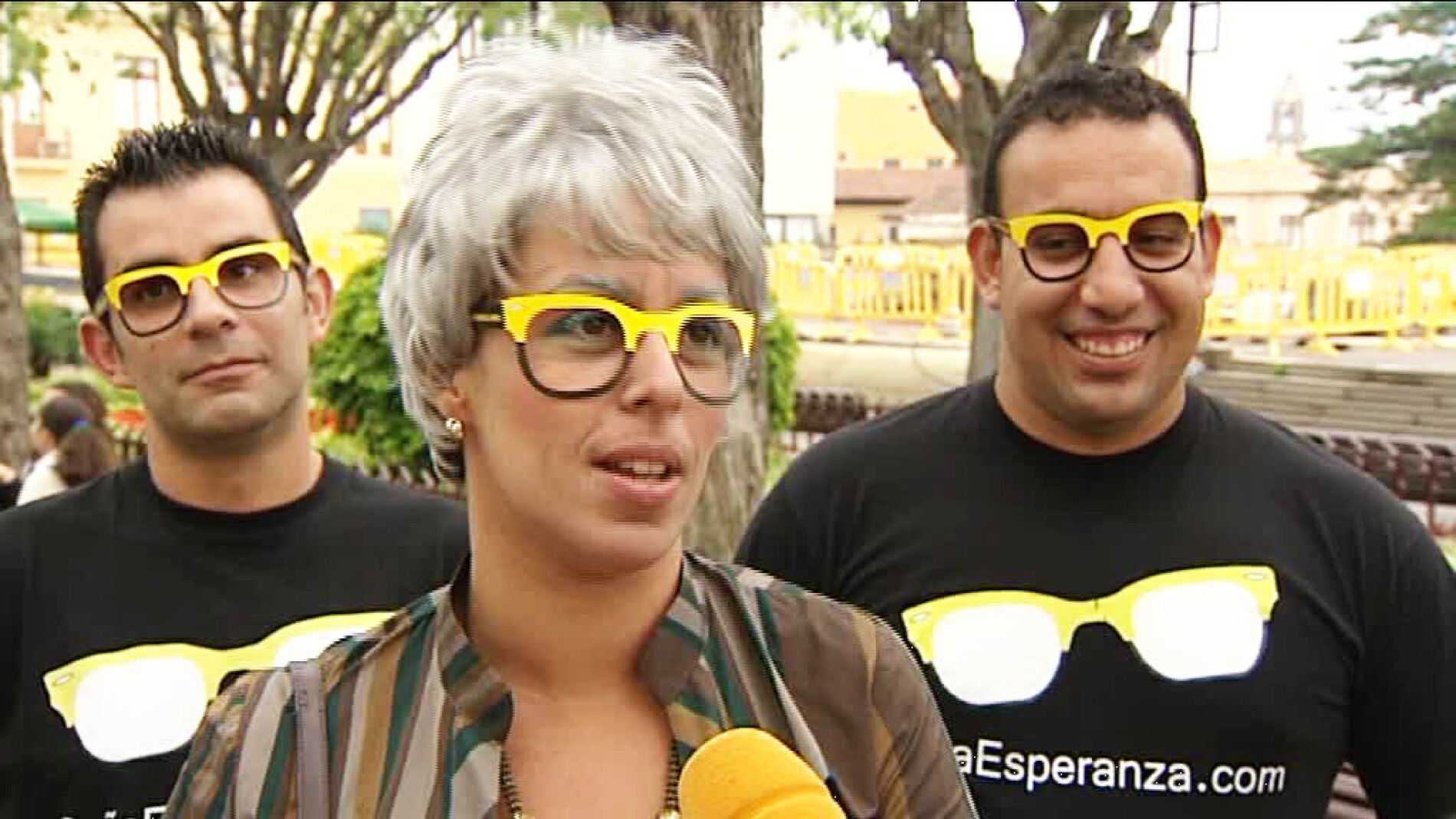 Campaña política con gafas