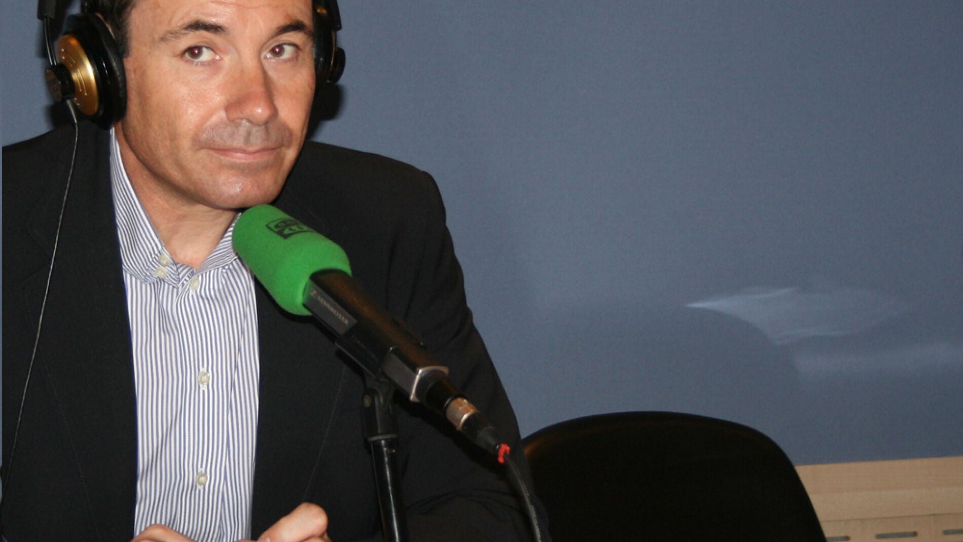 Tomás Gómez en los estudios de Onda Cero