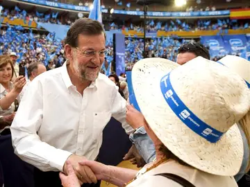 Rajoy, en un mitin en Zaragoza Rajoy, en un mitin en Zaragoza