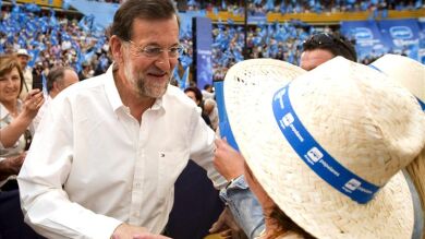 Rajoy pide el cambio para 