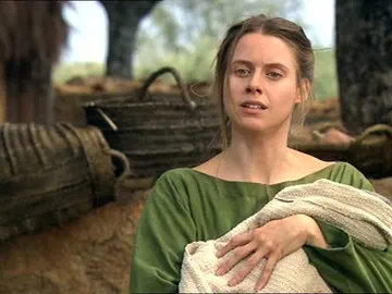 Tras dar a luz a su hijo, Helena reniega de Viriato Tras dar a luz a su hijo, Helena reniega de Viriato