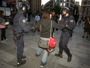 Desalojo de la Puerta del Sol y alrededores Desalojo de la Puerta del Sol y alrededores