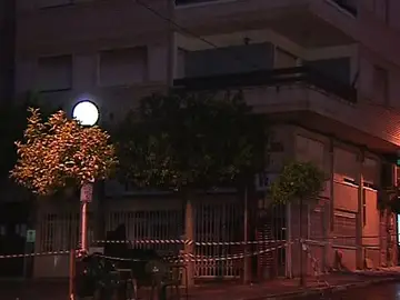 Edificio afectado por el terremoto en Lorca Edificio afectado por el terremoto en Lorca