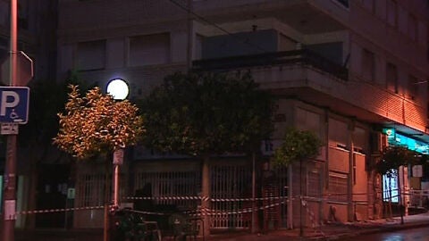 Edificio afectado por el terremoto en Lorca