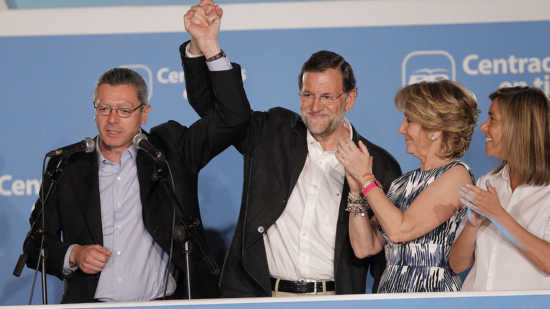 Gallordón, Rajoy y Aguirre, en el balcón