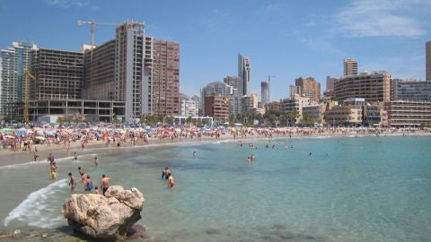 Espa&ntilde;a, pa&iacute;s con m&aacute;s banderas azules