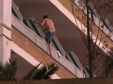 Balconing Balconing