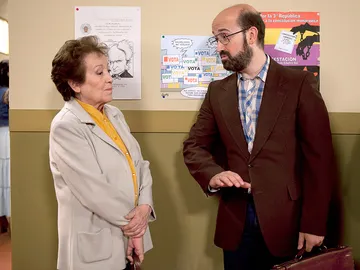 Amparo Baró es la antigua profesora de Gustavo Amparo Baró es la antigua profesora de Gustavo