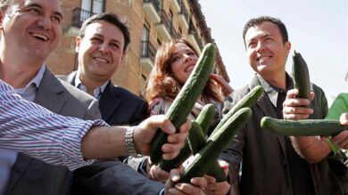 Los agricultores reparten en Madrid 40.000 hortalizas y frutas