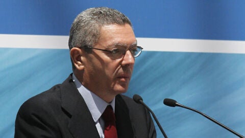 Gallard&oacute;n insiste en que la Justicia seguir&aacute; actuando contra el entorno de ETA.