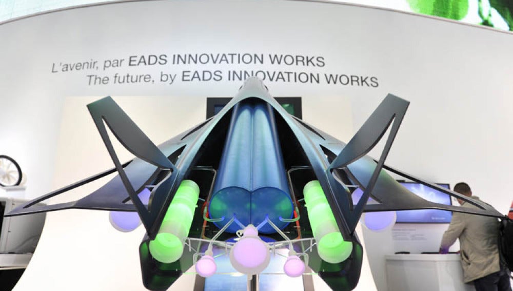 Maqueta del futuro avión supersónico conocido como ZEHST.