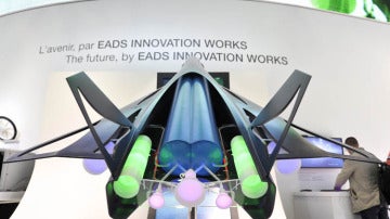 Maqueta del futuro avión supersónico conocido como ZEHST.