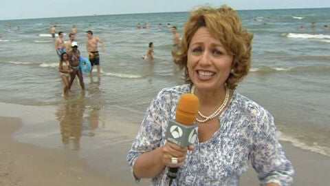 Lleno absoluto en la playa de la Malvarrosa 