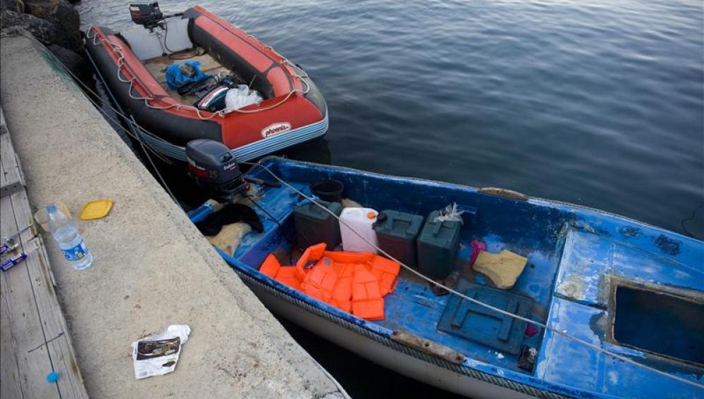 Medio centenar de inmigrantes rescatados esta noche en la costa granadina