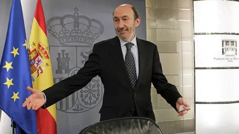Rubalcaba anuncia que deja el Gobierno Rubalcaba anuncia que deja el Gobierno