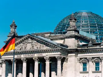 El Reichstag, parlamento alemán El Reichstag, parlamento alemán
