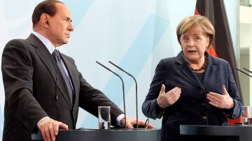 Merkel con Berlusconi