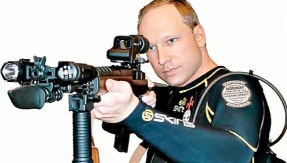 Breivik utilizó munición especialmente lesiva y dolorosa