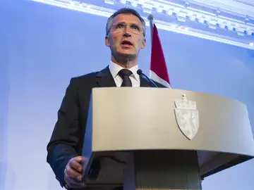 Stoltenberg garantiza que se abrirá una investigación para analizar la actuación policial Stoltenberg garantiza que se abrirá una investigación para analizar la actuación policial