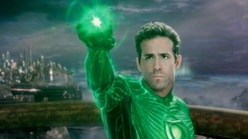 Ryan Reynolds metido en el papel del otro "Linterna Verde", Hal Jordan
