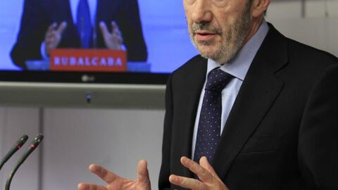 Rubalcaba comparece tras el adelanto electoral