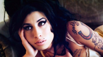 Amy Winehouse, la voz blanca del soul