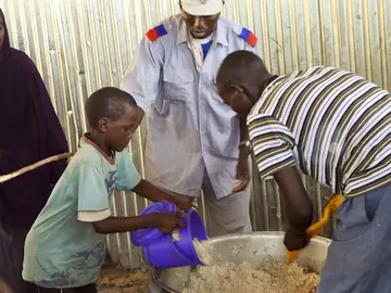 Comienza a llegar la ayuda a Somalia Comienza a llegar la ayuda a Somalia
