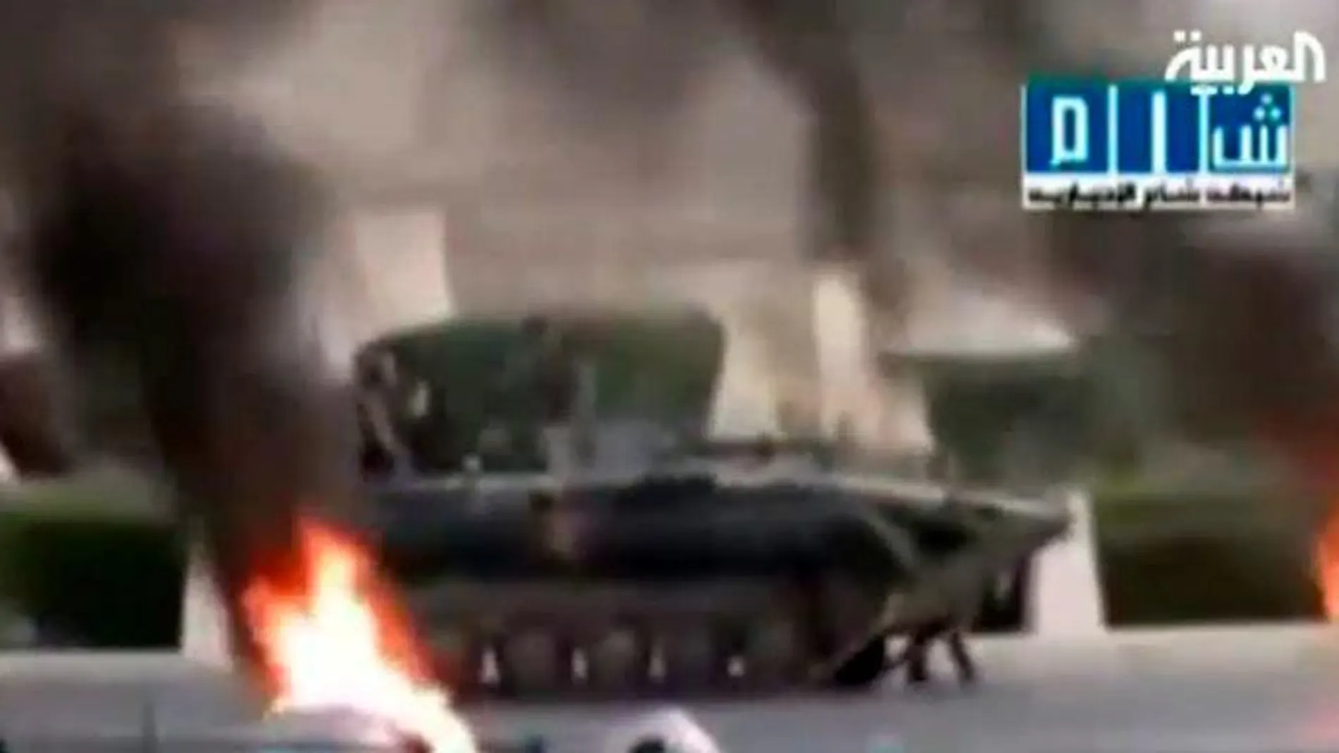El asalto de los tanques de Al Asad en Siria acaba con la vida de al menos 121 personas El asalto de los tanques de Al Asad en Siria acaba con la vida de al menos 121 personas