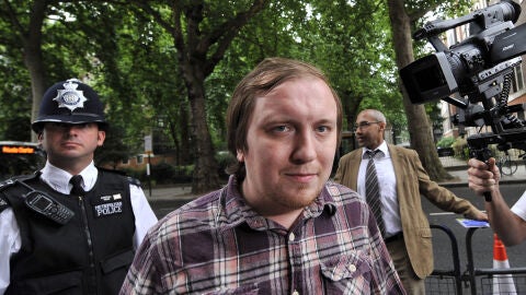 Jonathan May-Bowles se presenta ante la Corte de Magistrados de Westminster