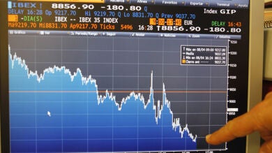 El Ibex 35 se desploma y cierra con pérdidas del 3,89%