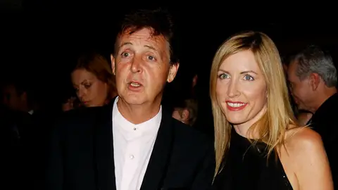 Paul McCartney junto a su ex esposa Paul McCartney junto a su ex esposa