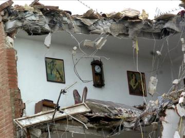 Imagen de una vivienda derruida por el pasado terremoto de Lorca (Archivo)