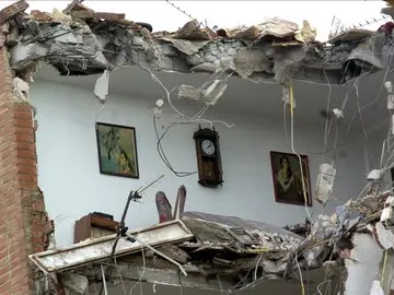 Imagen de una vivienda derruida por el pasado terremoto de Lorca (Archivo) Imagen de una vivienda derruida por el pasado terremoto de Lorca (Archivo)