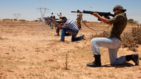 Los rebeldes libios se acercan a Tr&iacute;poli