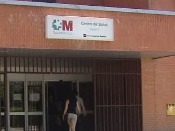 Detienen a un joven por la muerte de su bebé Detienen a un joven por la muerte de su bebé