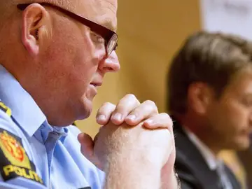 Buscan la cámara con la que Breivik filmó su matanza Buscan la cámara con la que Breivik filmó su matanza