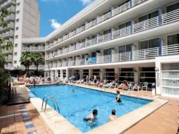 Un hotel en Magaluf Un hotel en Magaluf