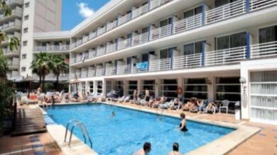 Fallece un joven de 20 años al caer de un tercer piso de un hotel de Magaluf