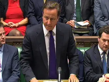 David Cameron se dirige al Parlamento británico David Cameron se dirige al Parlamento británico