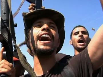 Aumenta la presión a Gadafi Aumenta la presión a Gadafi
