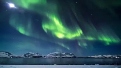 Auroras boreales por internet desde Groenlandia Auroras boreales por internet desde Groenlandia