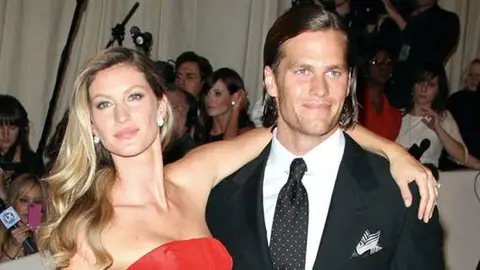 Gisele Bundchen y Tom Brady son la pareja con mejor sueldo del mundo Gisele Bundchen y Tom Brady son la pareja con mejor sueldo del mundo
